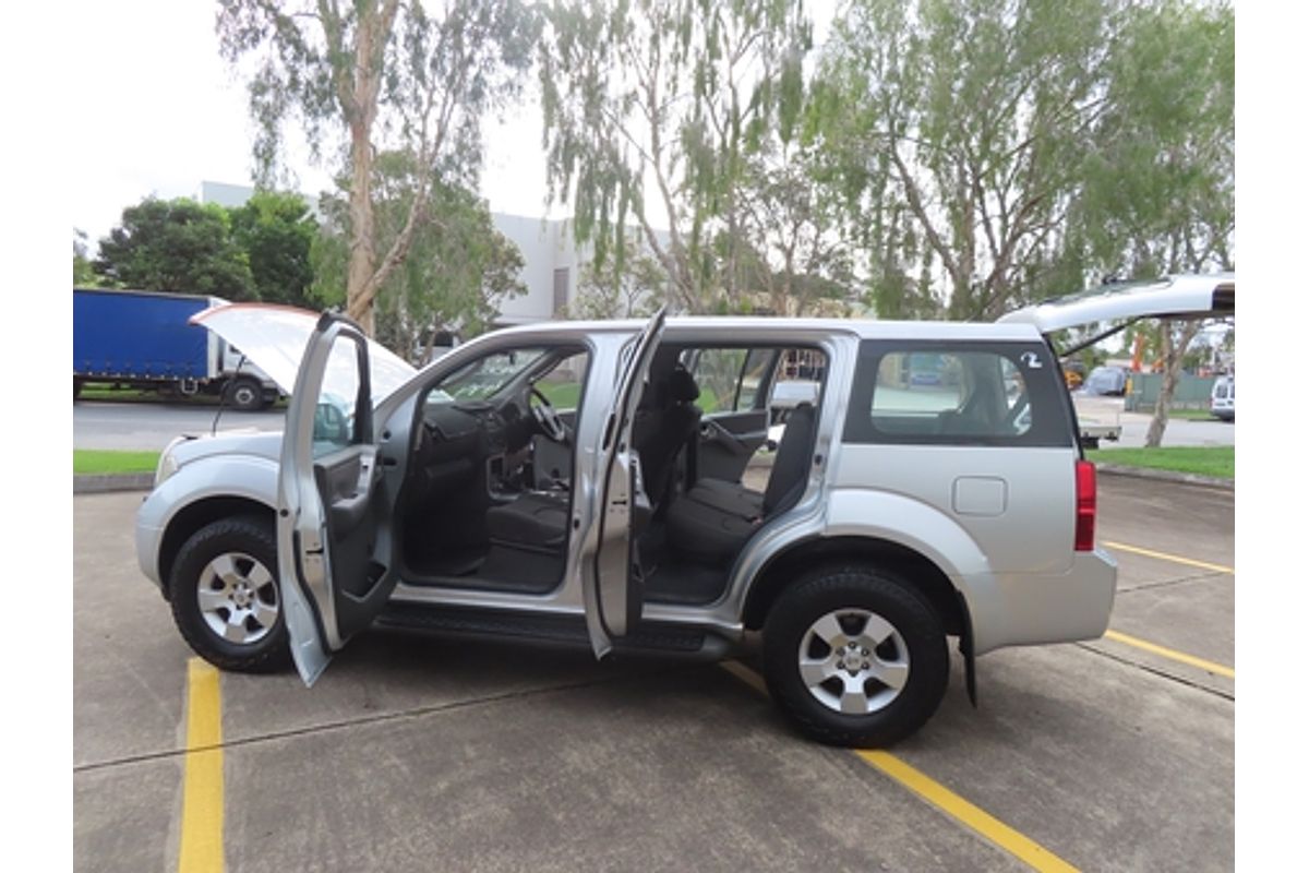 2006 Nissan Pathfinder ST R51