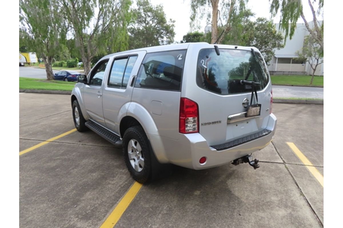 2006 Nissan Pathfinder ST R51
