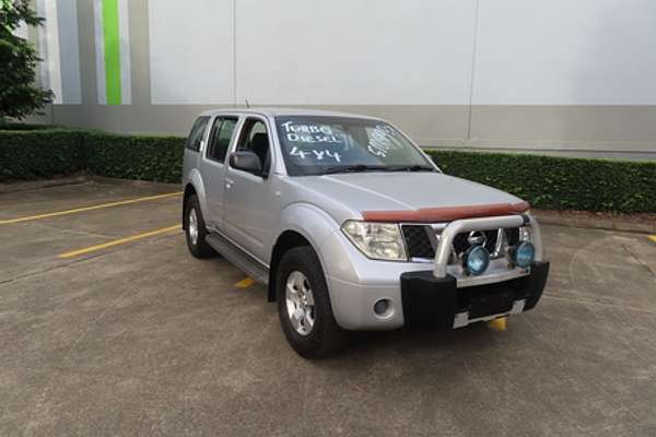 2006 Nissan Pathfinder ST R51