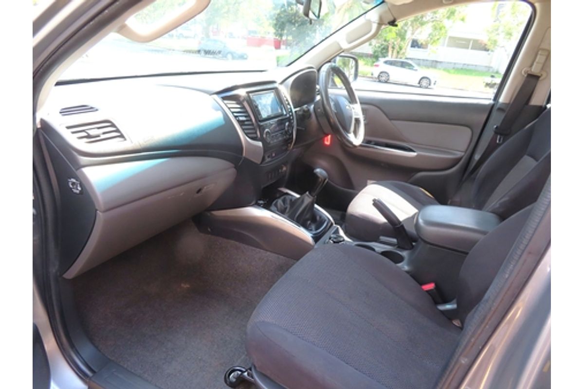 2015 Mitsubishi Triton GLS MQ 4X4
