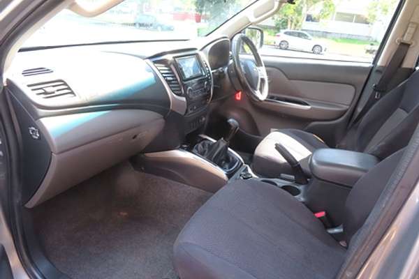 2015 Mitsubishi Triton GLS MQ 4X4