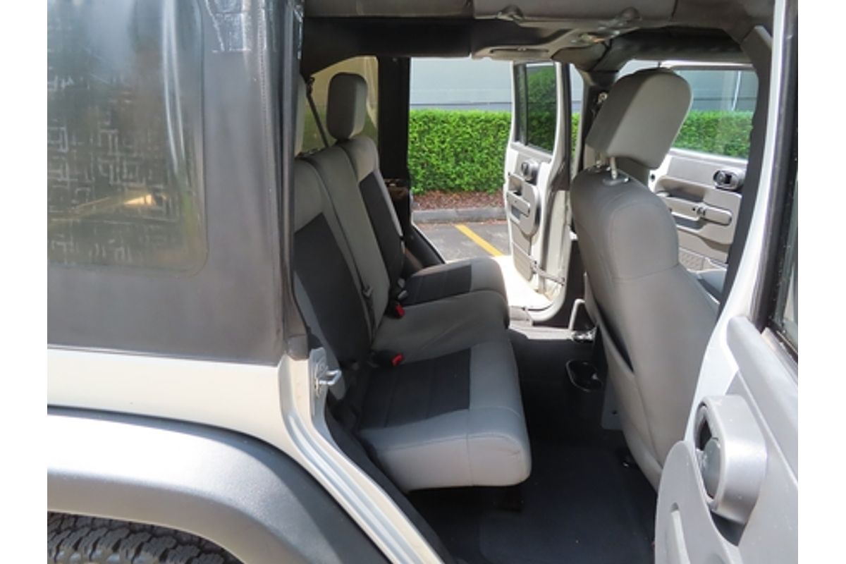 2009 Jeep Wrangler Unlimited Sport JK