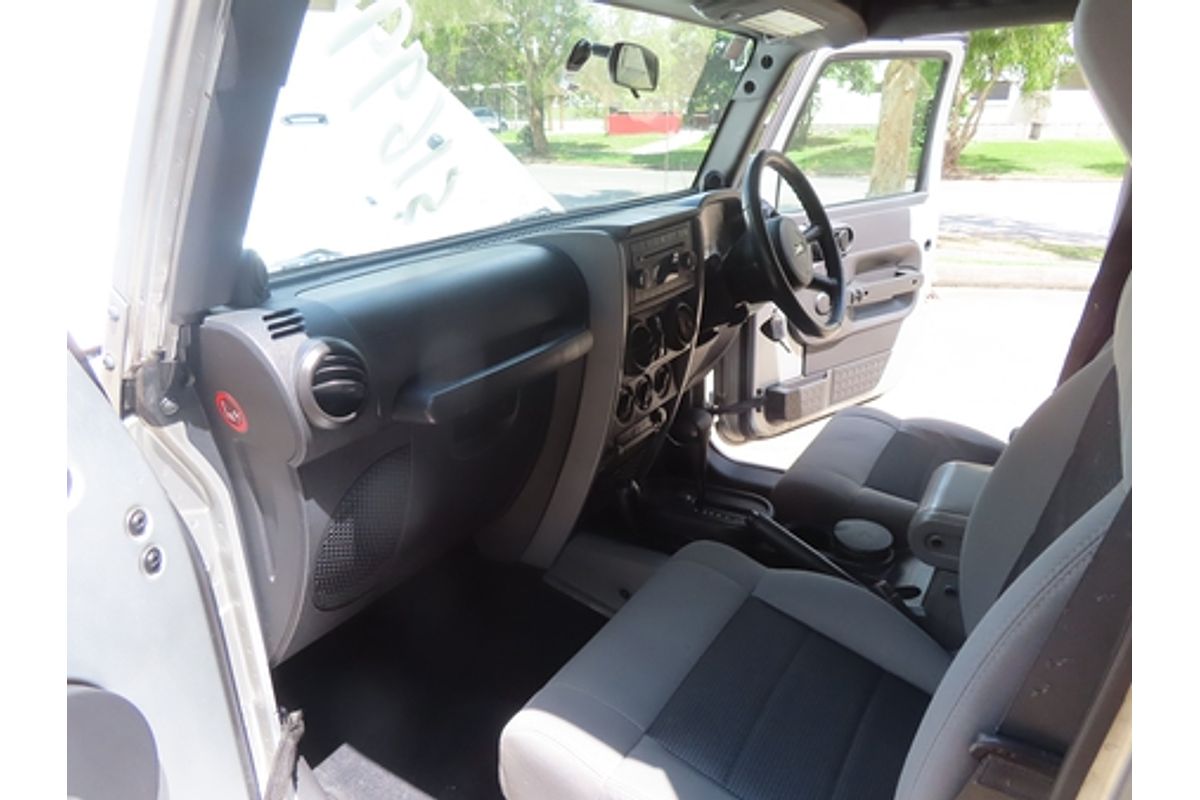 2009 Jeep Wrangler Unlimited Sport JK