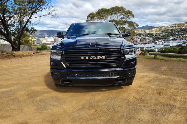 2024 RAM 1500 Laramie Sport RamBox DT 4X4