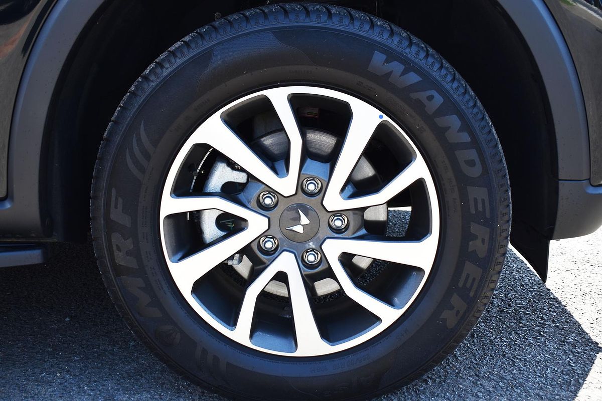 2023 Mahindra Scorpio Z8L