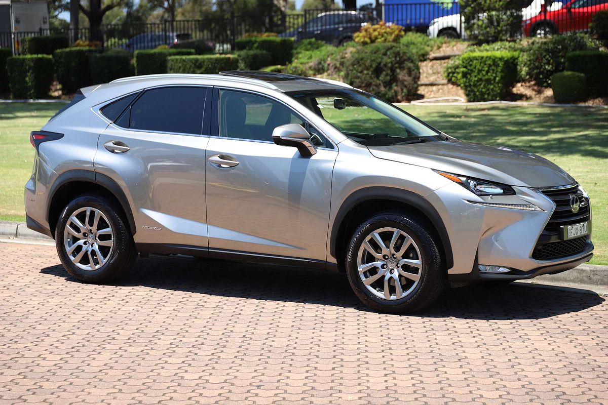 2015 Lexus NX NX300h Luxury AYZ10R