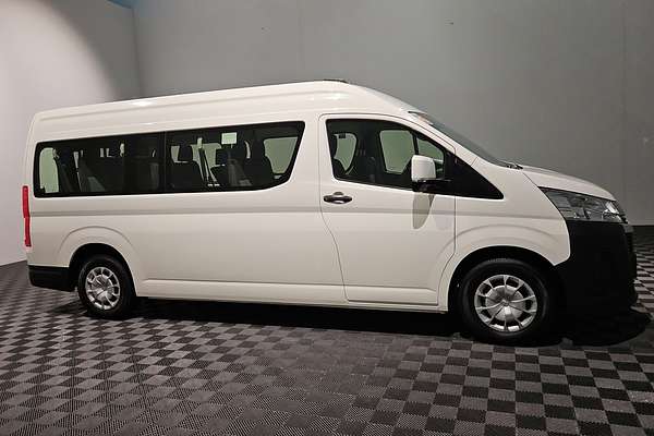2019 Toyota Hiace Commuter GDH322R