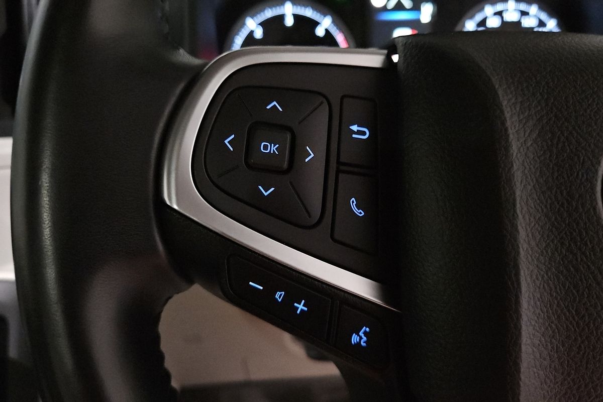 2019 Toyota Hiace Commuter GDH322R