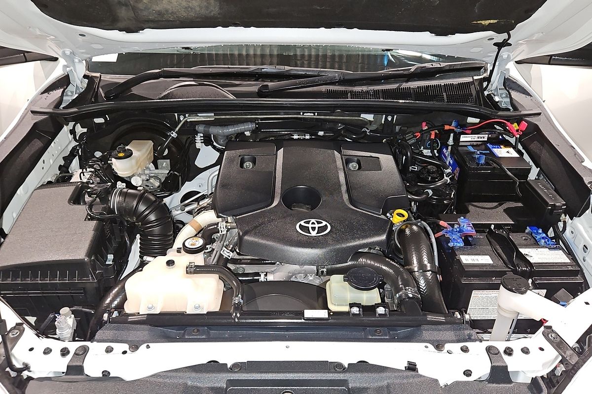 2018 Toyota Hilux SR GUN126R 4X4