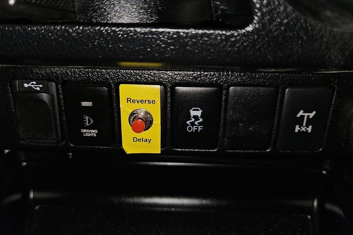 2018 Toyota Hilux SR GUN126R 4X4