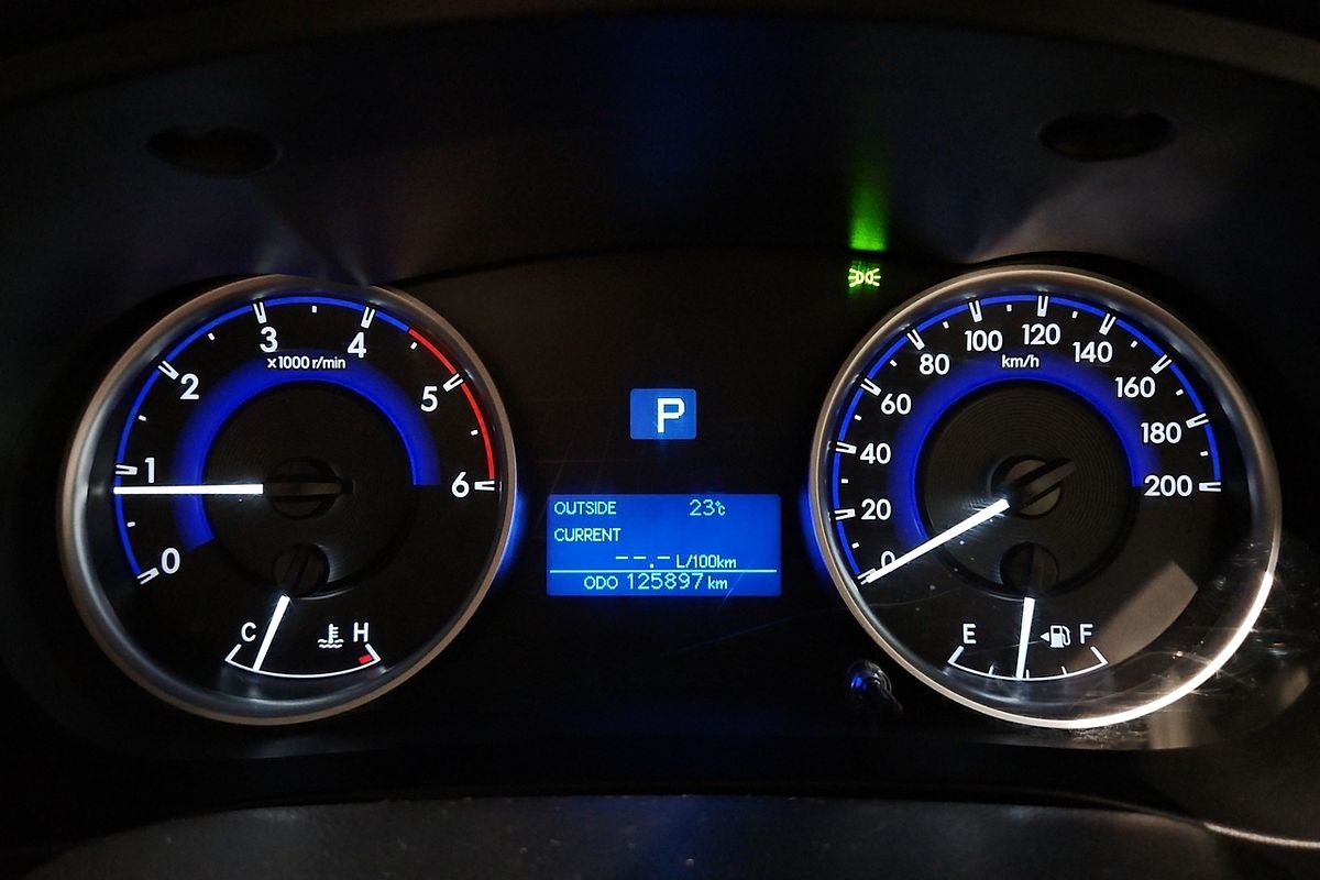 2018 Toyota Hilux SR GUN126R 4X4