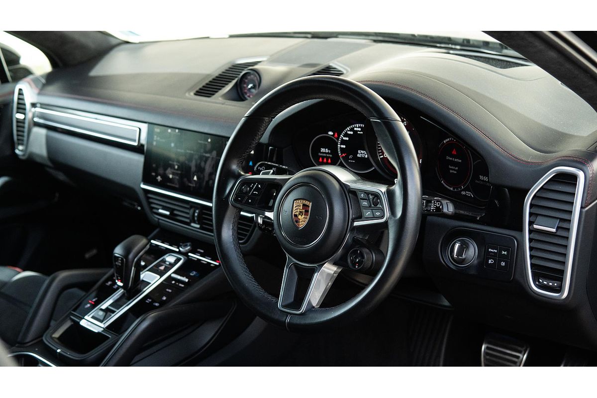 2021 Porsche Cayenne GTS 9YA