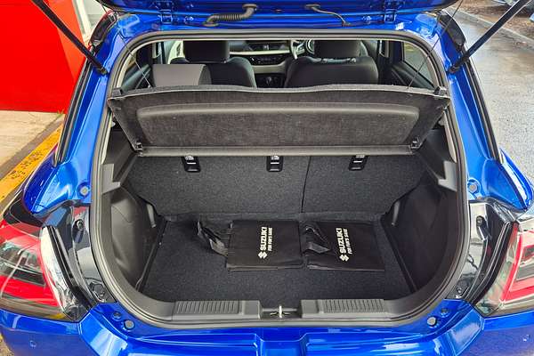 2024 Suzuki Swift Hybrid Plus UZ