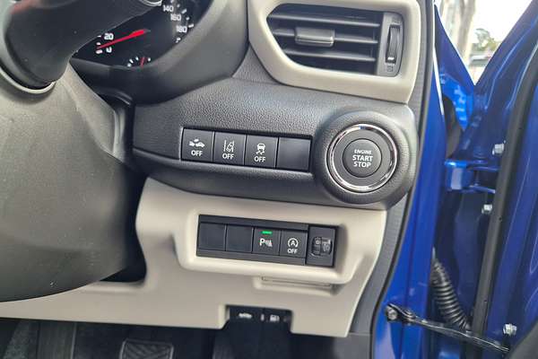 2024 Suzuki Swift Hybrid Plus UZ