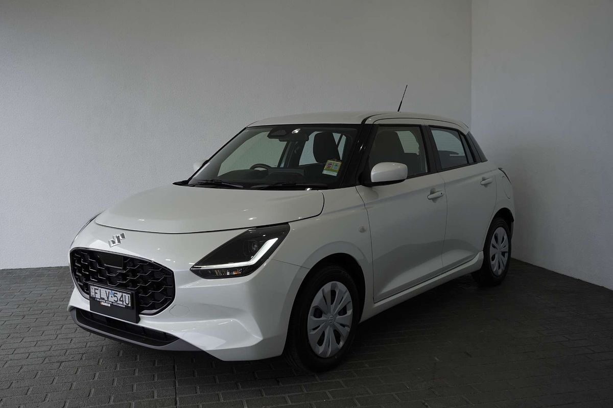 2024 Suzuki Swift Hybrid UZ