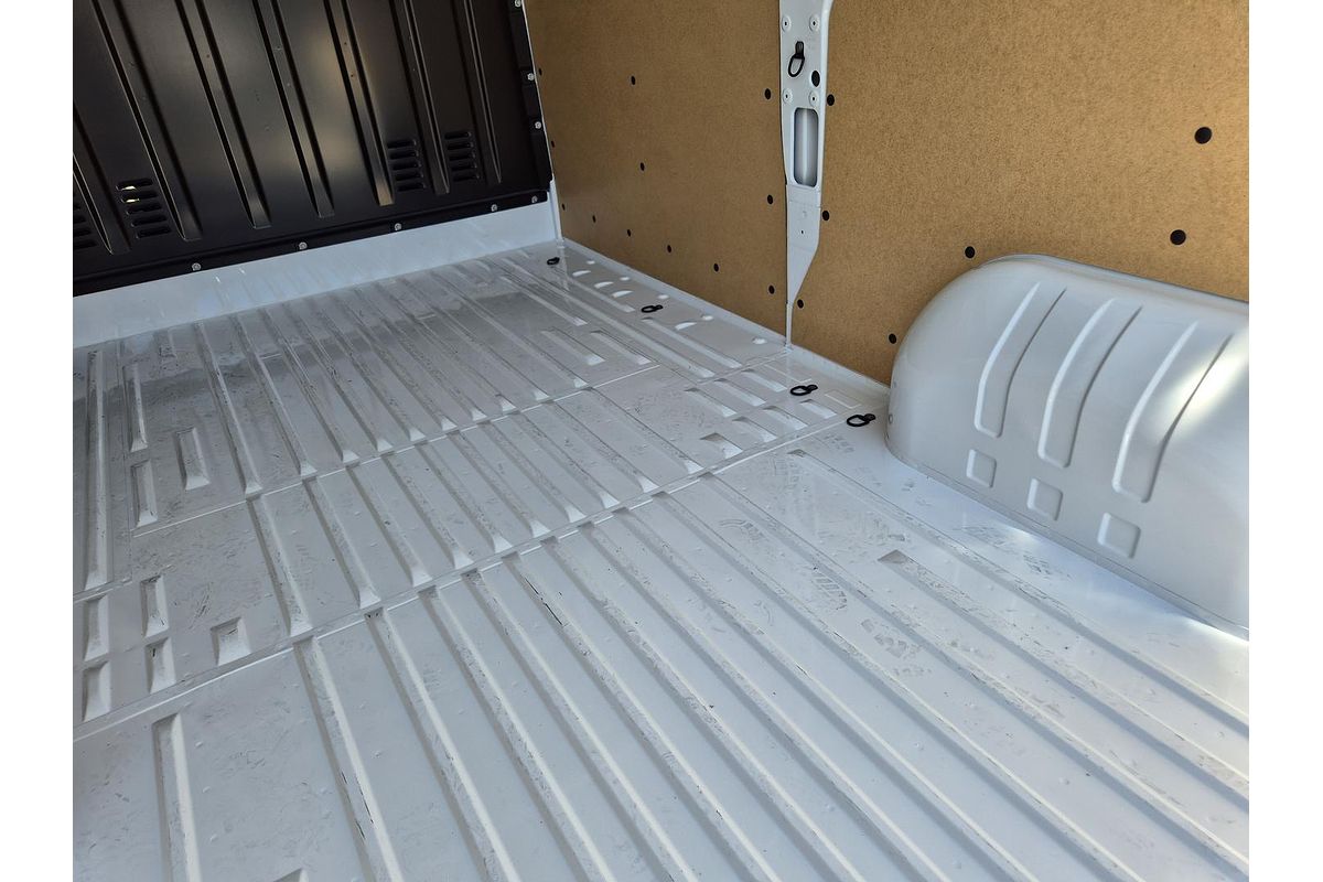 2024 Renault Master Pro 110kW X62 Phase 2