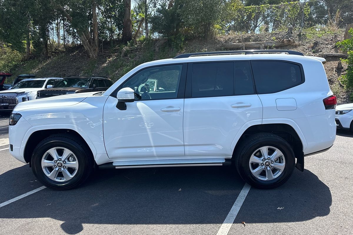 2023 Toyota Landcruiser GXL FJA300R