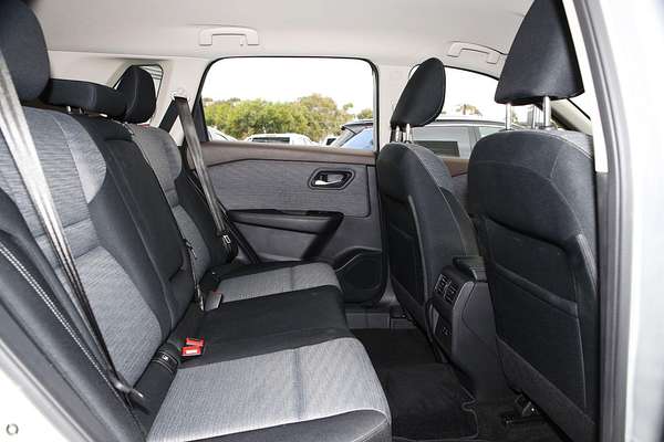 2023 Nissan X-TRAIL ST T33