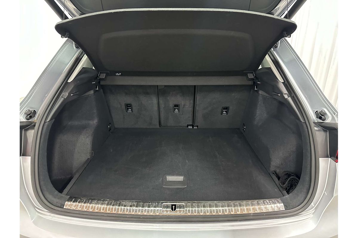 2023 Audi Q3 35 TFSI F3