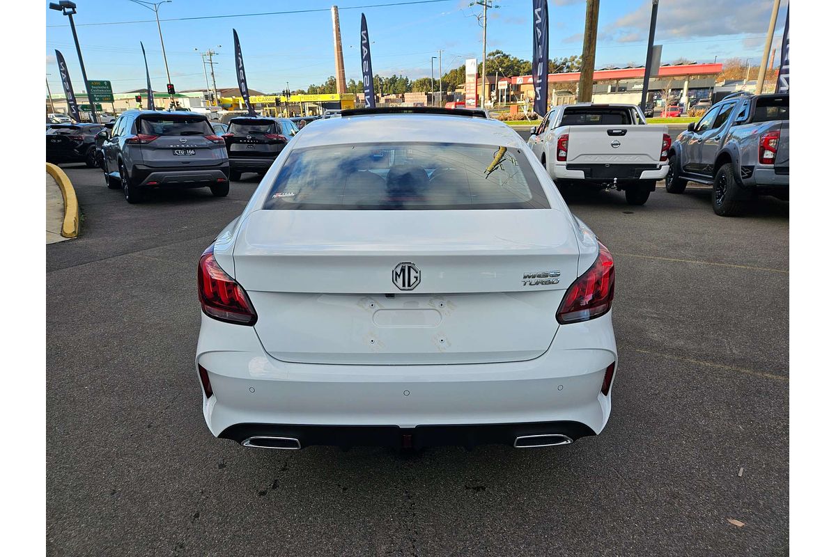 2024 MG MG5 Essence