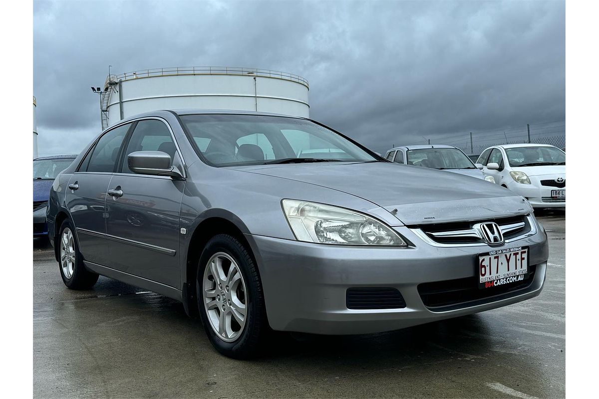 2006 Honda ACCORD VTi 40