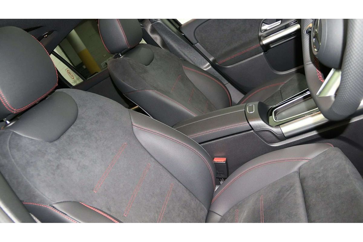 2024 Mercedes-Benz GLA-Class GLA200 H247