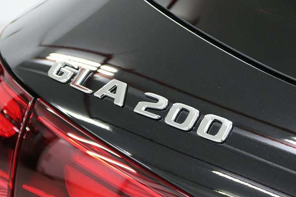 2024 Mercedes-Benz GLA-Class GLA200 H247