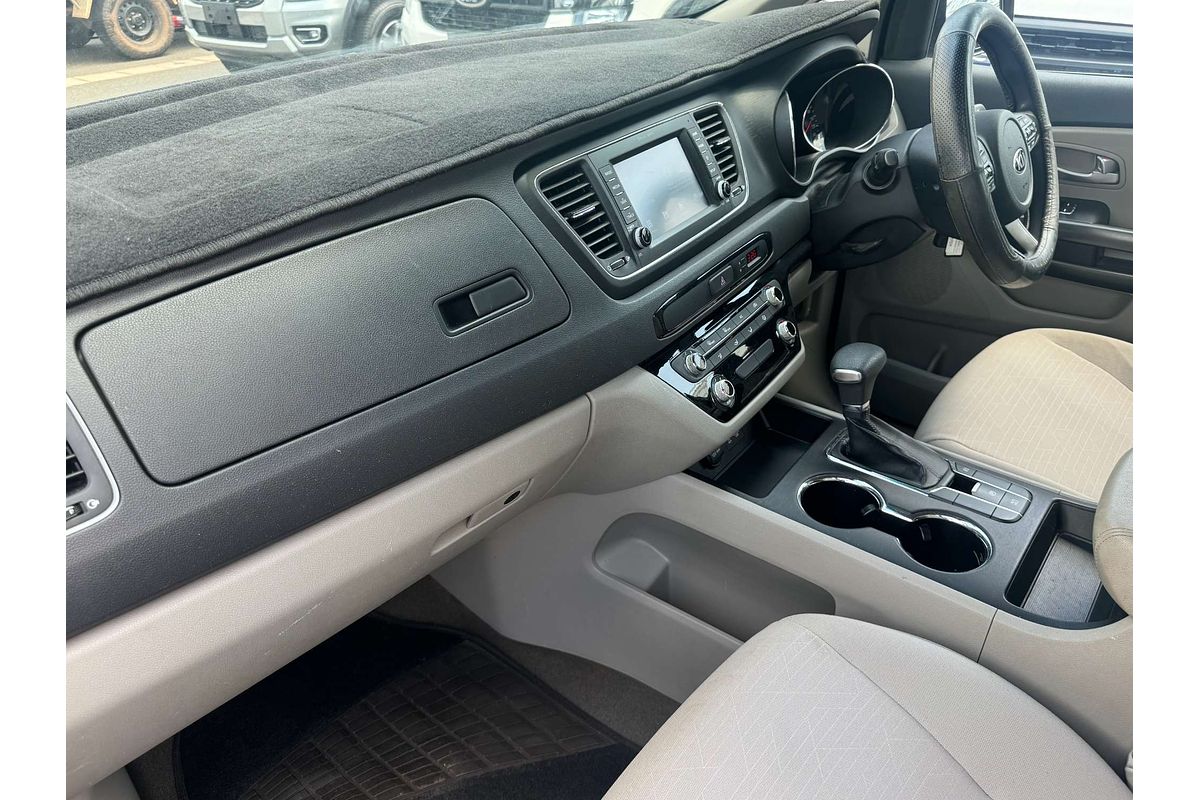 2018 Kia Carnival S YP