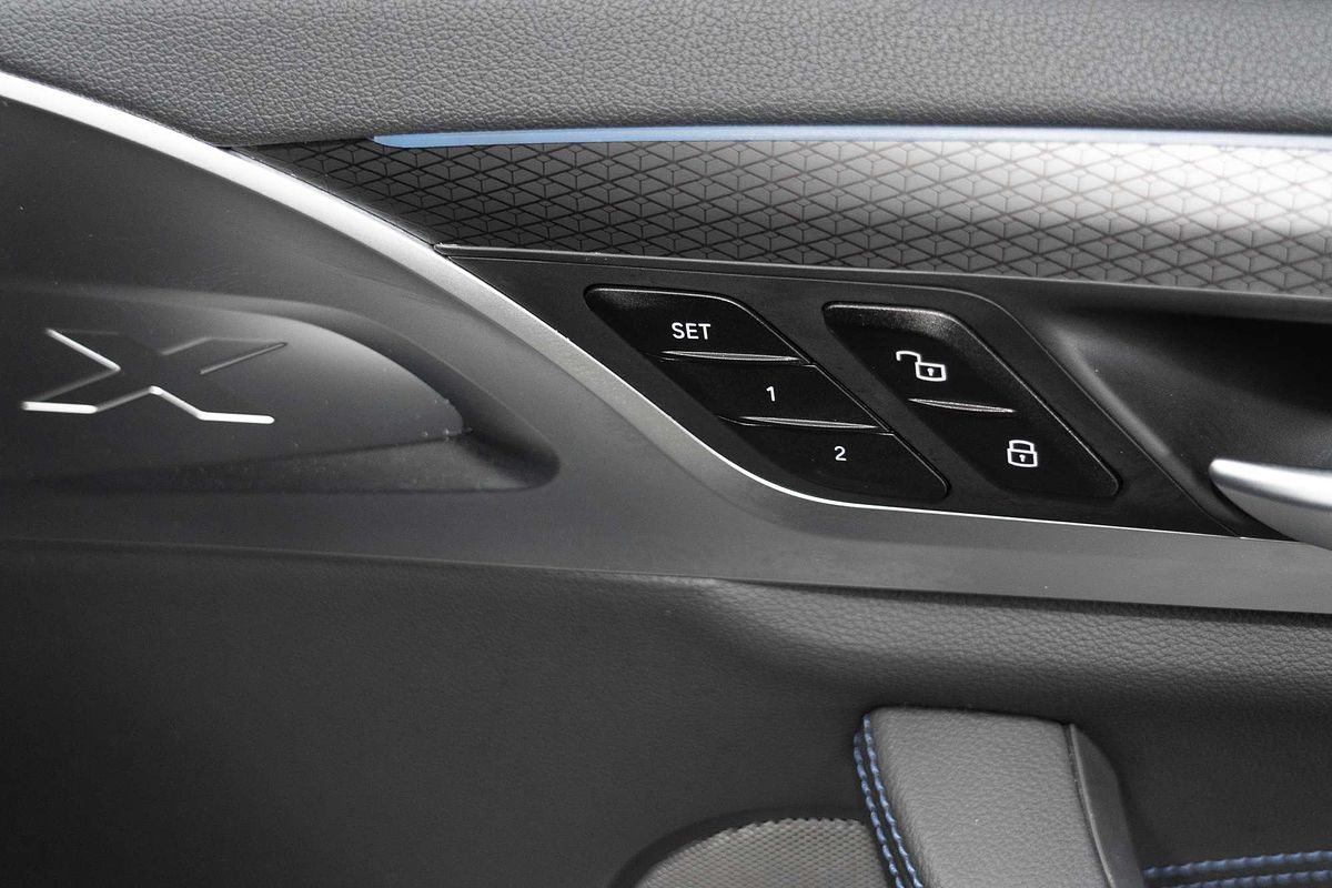 2023 BMW iX3 M Sport G08