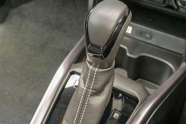 2024 Suzuki Swift Hybrid GLX UZ