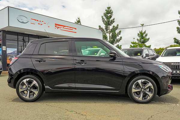 2024 Suzuki Swift Hybrid GLX UZ