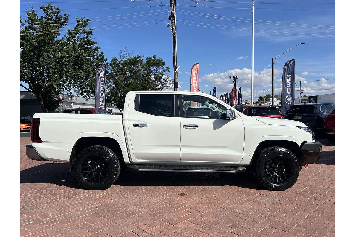 2024 Mitsubishi Triton GLS MV 4X4