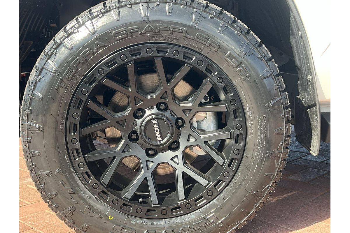 2024 Mitsubishi Triton GLS MV 4X4