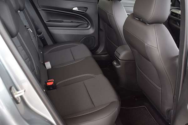 2024 Jeep Avenger Limited JJ
