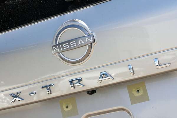 2024 Nissan X-TRAIL ST-L T33