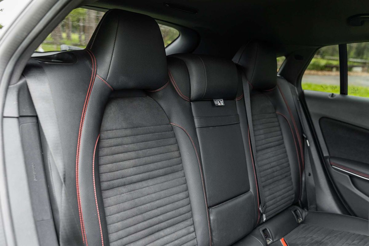 2018 Mercedes-Benz CLA-Class CLA200 X117