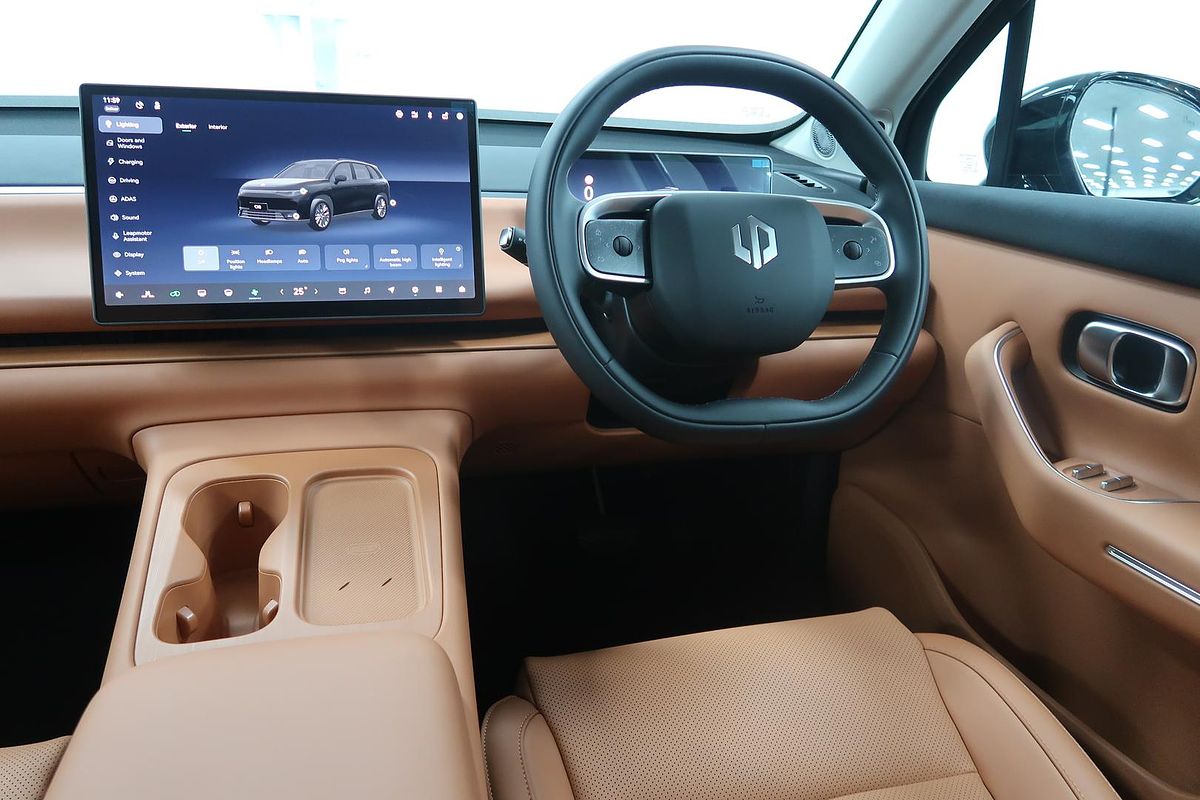 2024 Leapmotor C10 Design B11