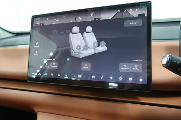 2024 Leapmotor C10 Design B11