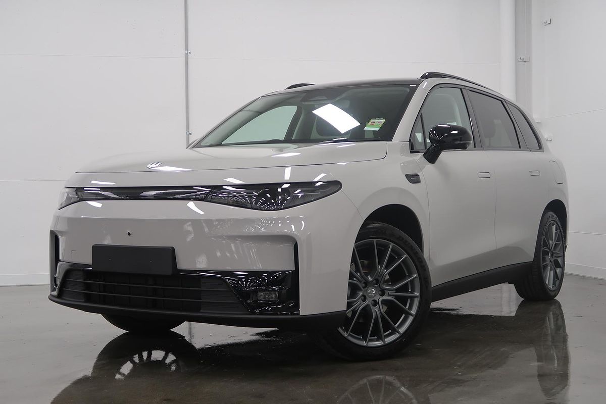 2024 Leapmotor C10 Design B11