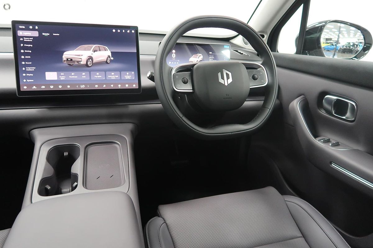 2024 Leapmotor C10 Design B11