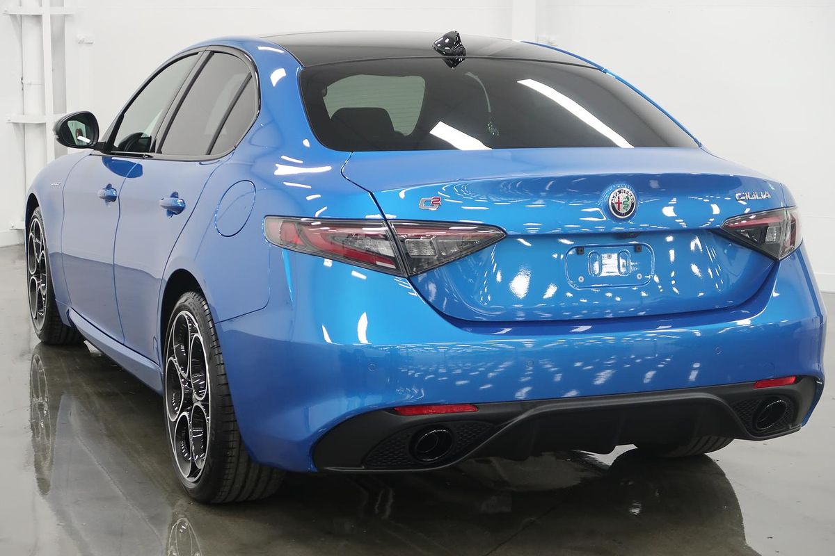 2023 Alfa Romeo Giulia Veloce Series 4