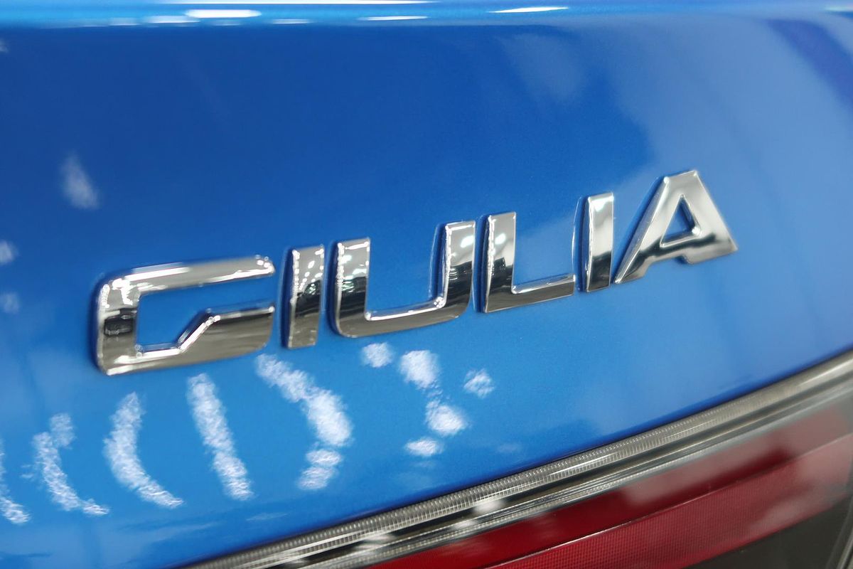 2023 Alfa Romeo Giulia Veloce Series 4