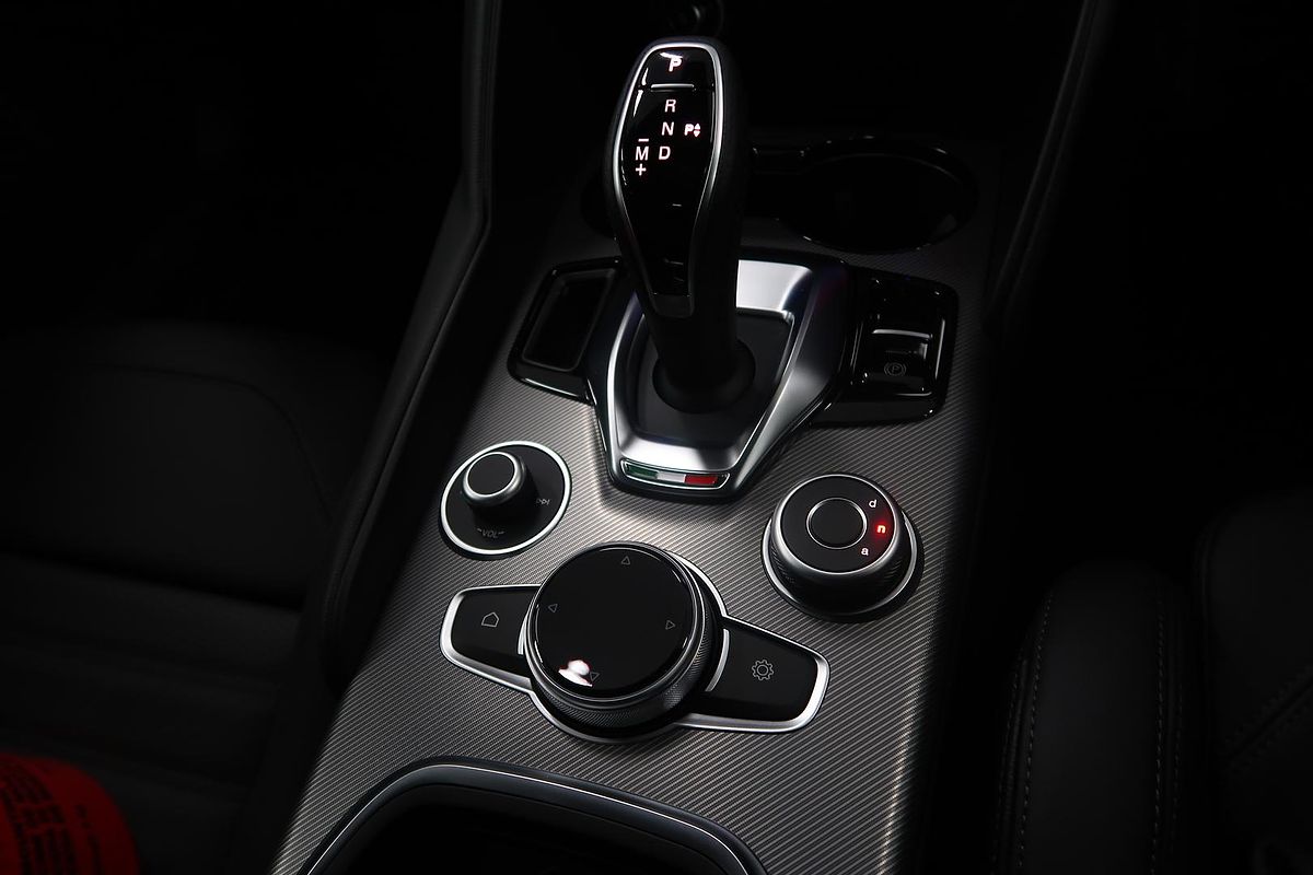 2023 Alfa Romeo Giulia Veloce Series 4