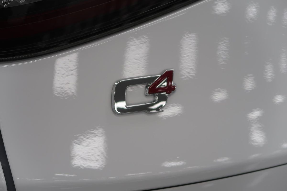 2023 Alfa Romeo Stelvio Veloce Series 4