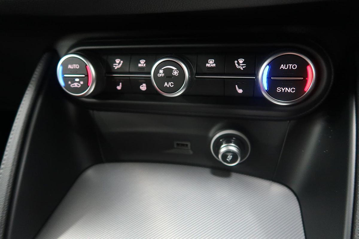 2023 Alfa Romeo Stelvio Veloce Series 4