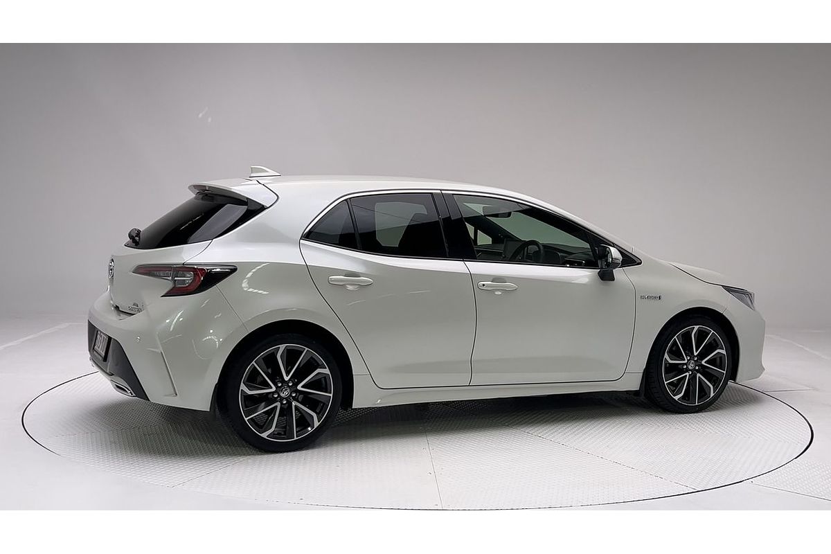 2019 Toyota Corolla ZR Hybrid ZWE211R