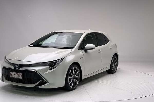 2019 Toyota Corolla ZR Hybrid ZWE211R