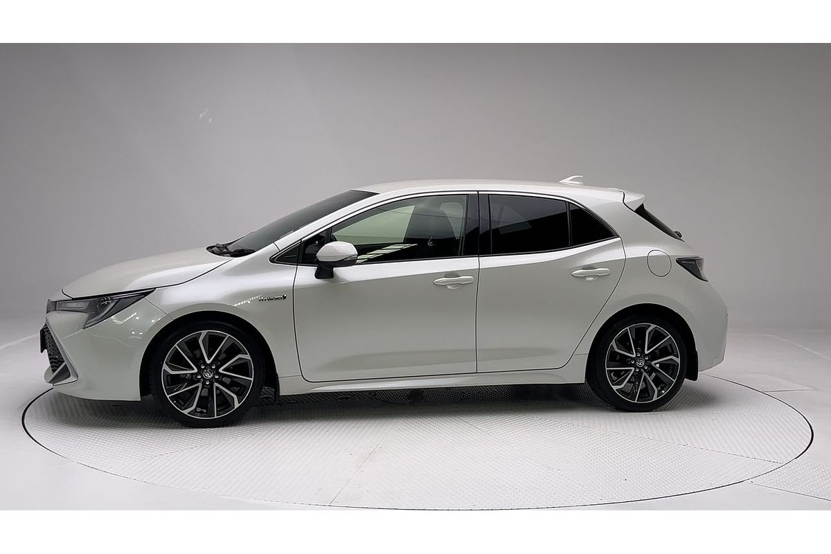 2019 Toyota Corolla ZR Hybrid ZWE211R