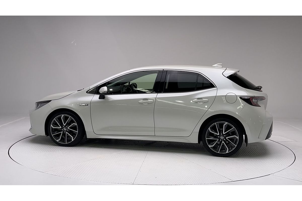 2019 Toyota Corolla ZR Hybrid ZWE211R