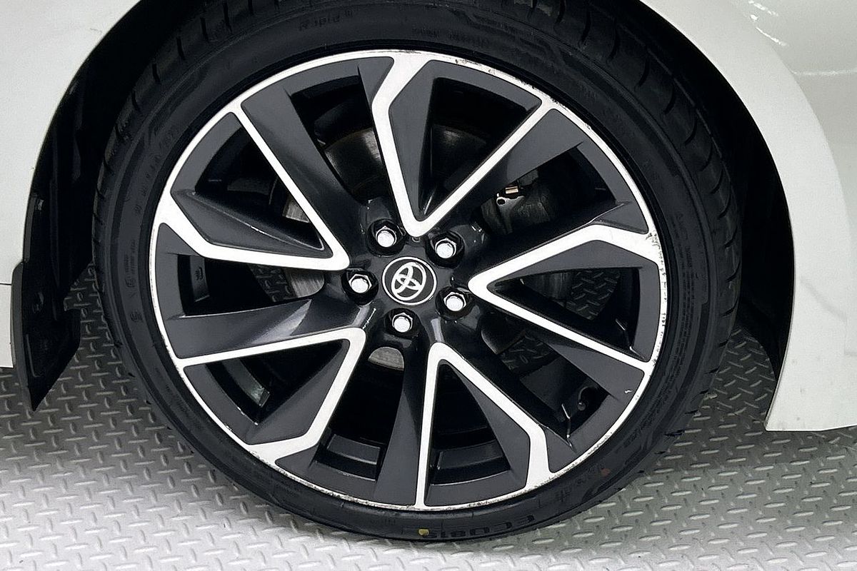 2019 Toyota Corolla ZR Hybrid ZWE211R